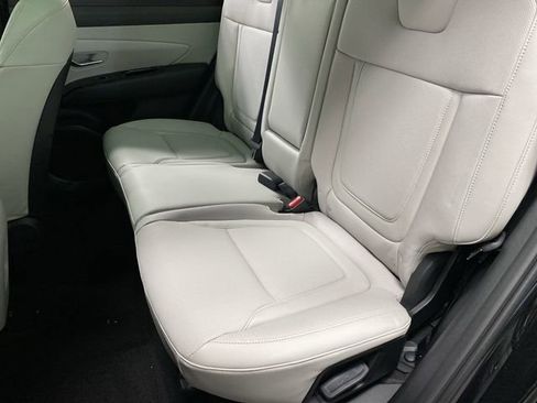 New 2025 Hyundai Tucson Limited image 33