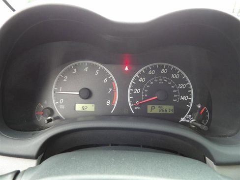 Used 2011 Toyota Corolla image 19