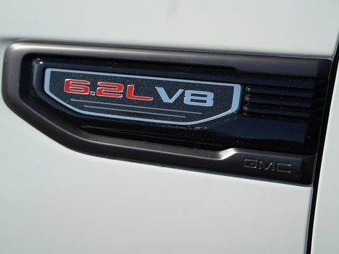 New 2026 GMC Sierra 1500 AT4X image 10