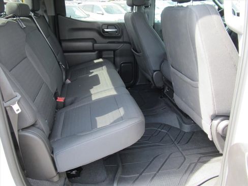 Used 2022 Chevrolet Silverado 1500 Custom Trail Boss AWD/4WD image 30