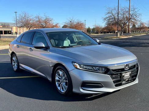 Used 2018 Honda Accord LX image 8