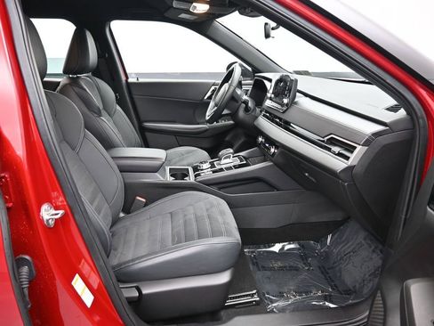 Used 2023 Mitsubishi Outlander SE image 41