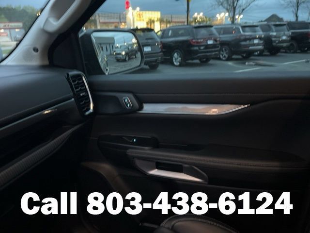 Used 2025 Ford Ranger Lariat w/ Trailer Tow Package AWD/4WD image 28
