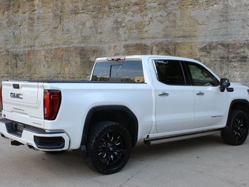 Used 2023 GMC Sierra 1500 Denali Ultimate AWD/4WD image 7