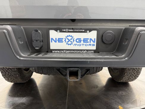 Used 2022 Chevrolet Colorado ZR2 w/ LPO, Power Package image 50