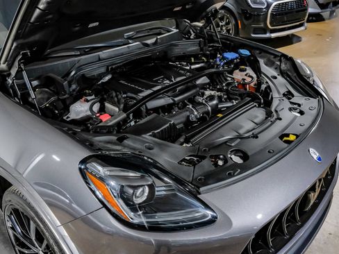 Used 2023 Maserati Grecale GT AWD/4WD image 51