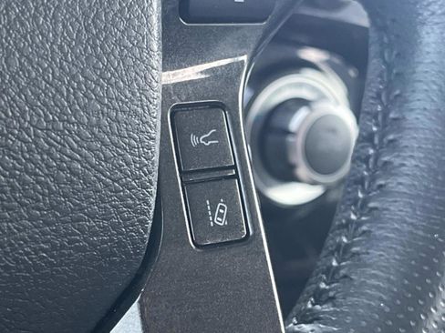 Used 2020 Toyota 4Runner Nightshade AWD/4WD image 36