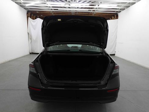 Certified 2023 Honda Accord EX image 29