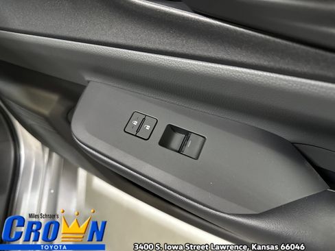 New 2026 Toyota Prius LE image 39