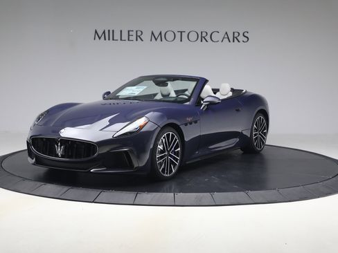 New 2026 Maserati GranCabrio Trofeo AWD/4WD image 2