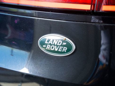 Used 2023 Land Rover Range Rover Sport SE image 28