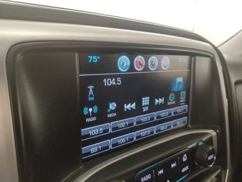Used 2018 GMC Sierra 1500 SLT AWD/4WD image 28