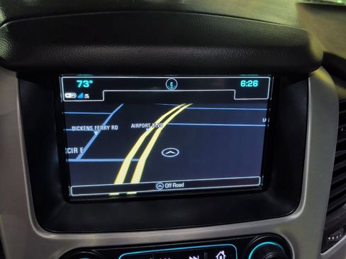 Used 2019 GMC Yukon XL SLT w/ Premium Edition image 8