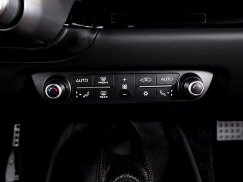 Certified 2019 Ferrari 812 Superfast RWD image 46