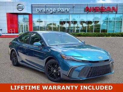 Used 2025 Toyota Camry SE w/ Convenience Package