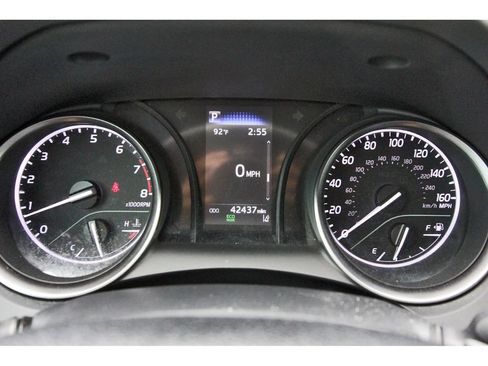 Used 2024 Toyota Camry SE FWD image 17