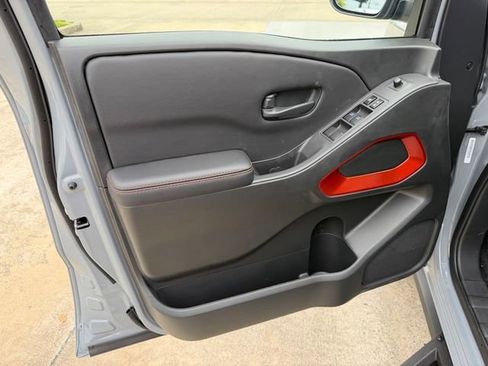 New 2026 Nissan Frontier Pro-X RWD image 13