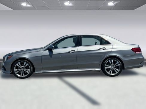 Used 2015 Mercedes-Benz E 350 4MATIC Sedan image 2