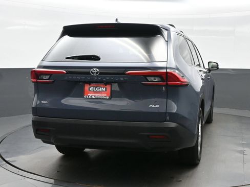 Used 2024 Toyota Grand Highlander AWD image 5