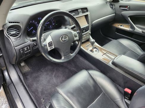 Used 2011 Lexus IS 350C image 5
