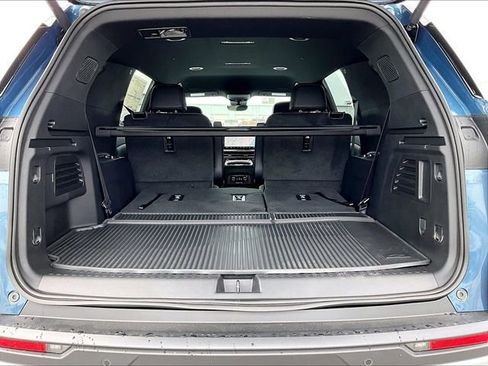 New 2026 Chevrolet Traverse Z71 w/ Driver Confidence Package image 15