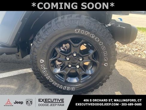 Used 2023 Jeep Wrangler Unlimited w/ Cold Weather Group AWD/4WD image 15