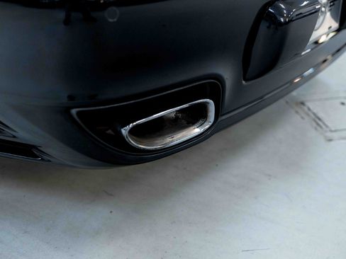 Used 2011 Porsche 911 Turbo S image 29