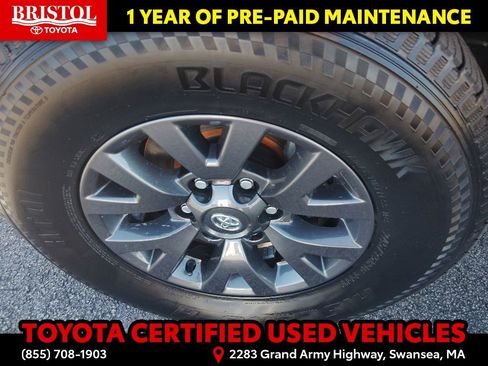 Certified 2022 Toyota Tacoma SR5 AWD/4WD image 13