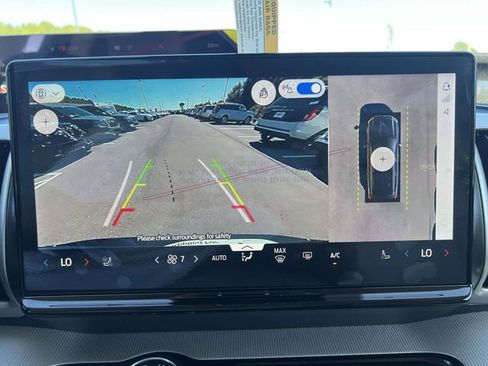 New 2025 Ford Expedition Max Active image 9