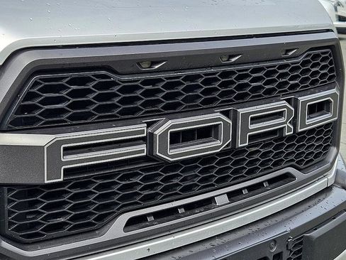Used 2019 Ford F150 Raptor image 18