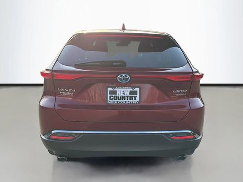 Used 2021 Toyota Venza Limited w/ Advanced Technology Package AWD/4WD image 6