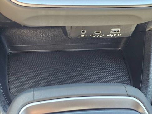 Used 2024 Subaru Crosstrek 2.0i Premium AWD/4WD image 30