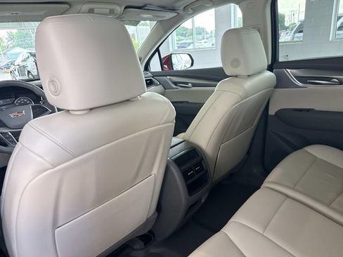 Certified 2024 Cadillac XT5 Premium Luxury w/ LPO, Floor Liner Package AWD/4WD image 30
