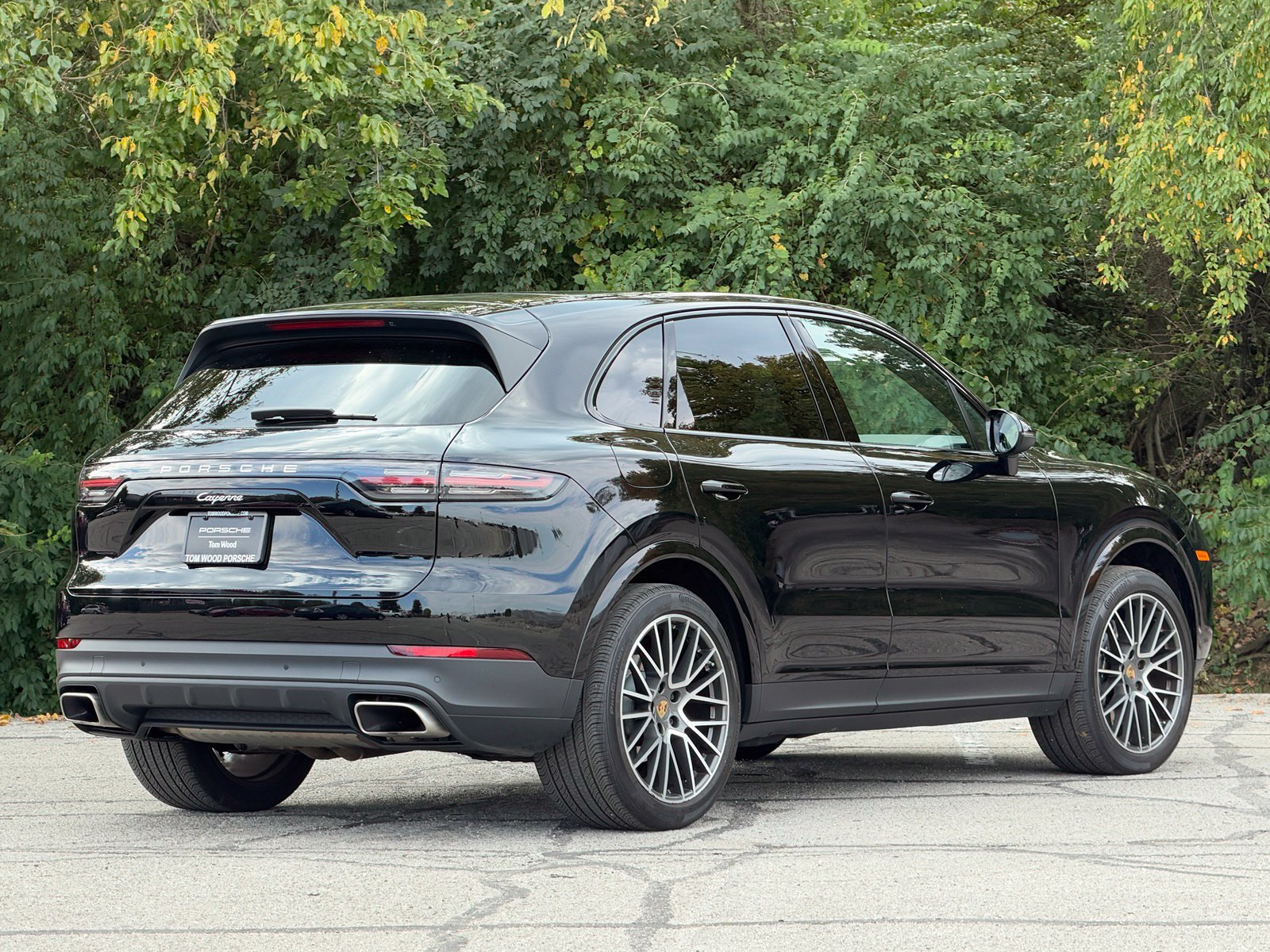 Certified 2023 Porsche Cayenne AWD/4WD image 6