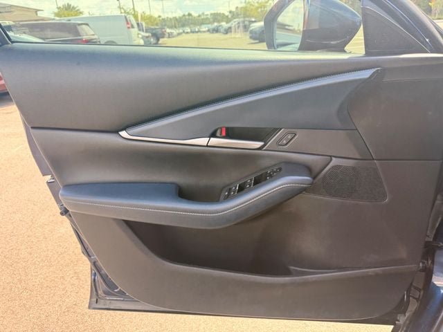Used 2020 MAZDA CX-30 FWD w/ Select Package image 8