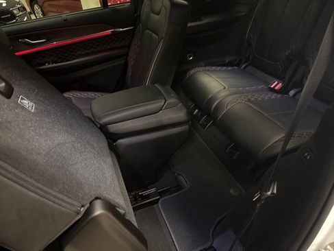 Used 2023 Jeep Grand Cherokee L Summit w/ Luxury Tech Group V image 35