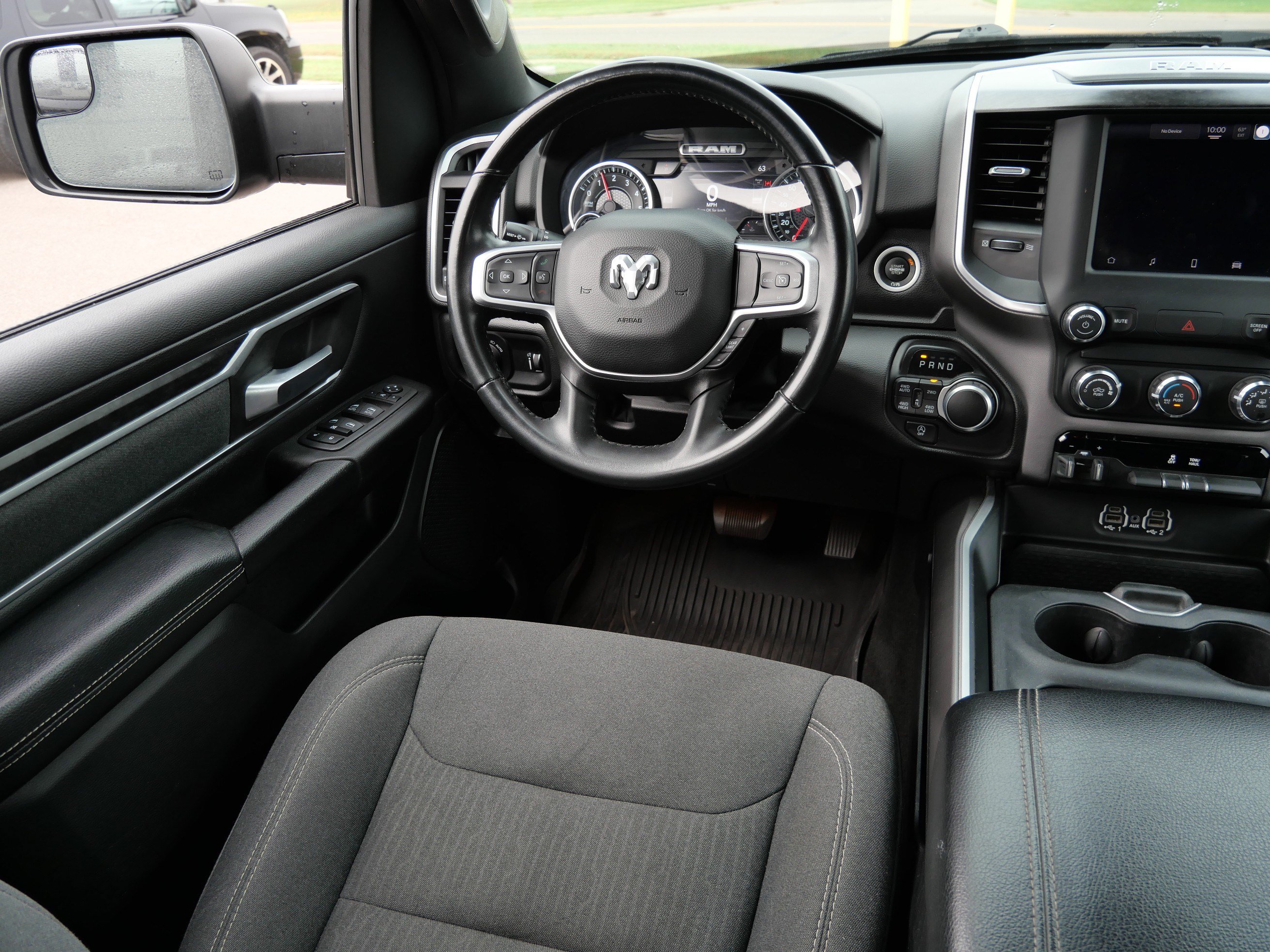 Used 2022 RAM 1500 Big Horn AWD/4WD image 9