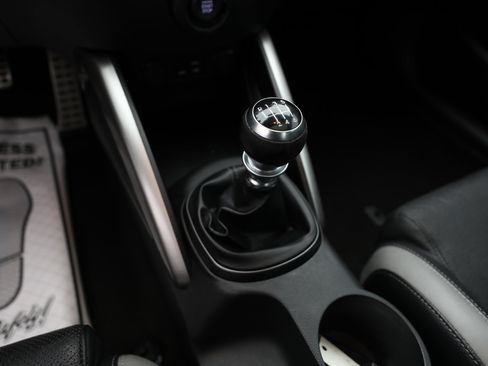 Used 2016 Hyundai Veloster Turbo w/ Option Group 04 image 19