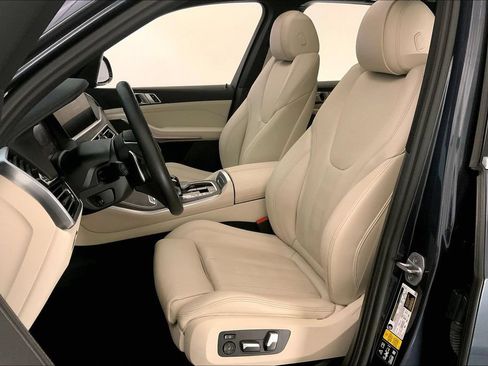 Used 2022 BMW X5 xDrive40i AWD/4WD image 13