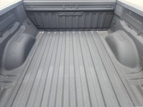 Used 2020 Chevrolet Colorado ZR2 AWD/4WD image 8
