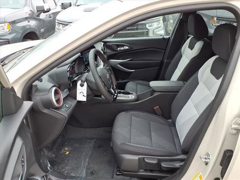 New 2026 Chevrolet Trax RS image 17