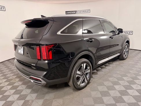 Used 2023 Kia Sorento SX Prestige w/ Panoramic Sunroof Package AWD/4WD image 6