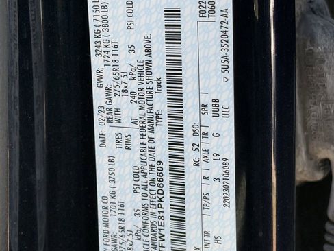 Used 2023 Ford F150 Lariat w/ Trailer Tow Package image 33