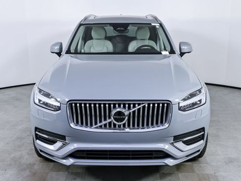 Certified 2024 Volvo XC90 T8 Plus w/ Protection Package Premier image 38