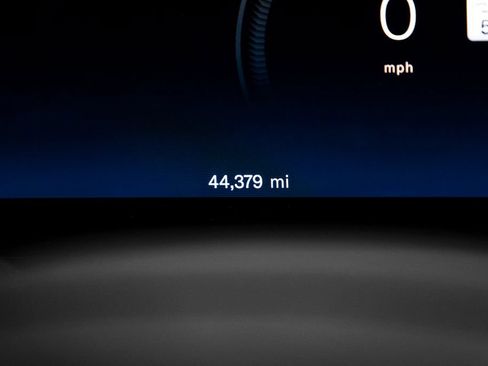 Used 2023 Lucid Air Touring AWD/4WD image 17
