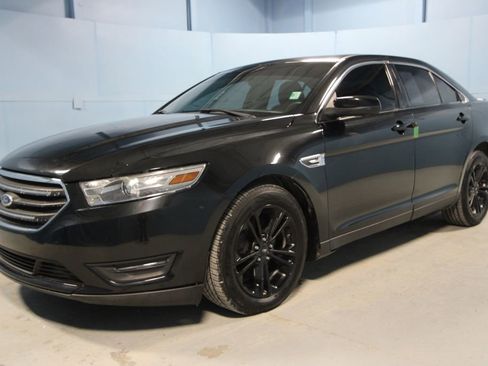 Used 2014 Ford Taurus SEL w/ Equipment Group 201A image 24