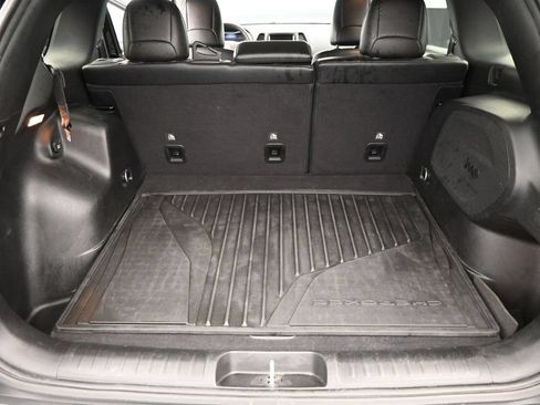 Used 2022 Jeep Cherokee Latitude Lux w/ Sun & Sound Group AWD/4WD image 14