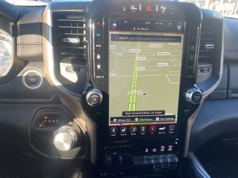 Used 2019 RAM 1500 Laramie image 15