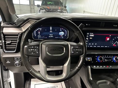 Used 2024 GMC Sierra 3500 Denali w/ Denali Reserve Package AWD/4WD image 28