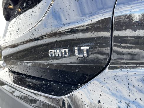 Used 2024 Chevrolet Equinox LT image 12